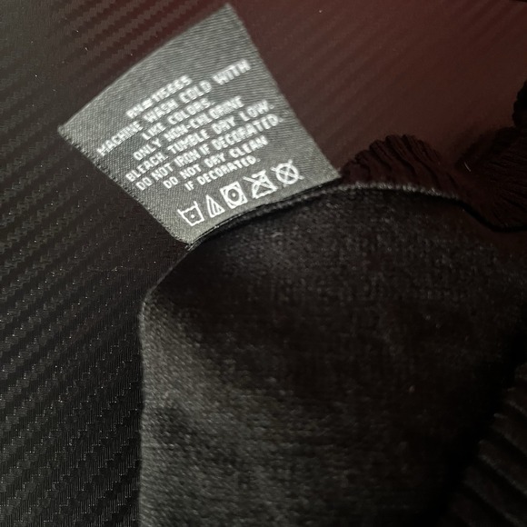 Harry Potter Slytherin House Crest Cardigan Sweater Size Medium Embroidery Black - Picture 7 of 7